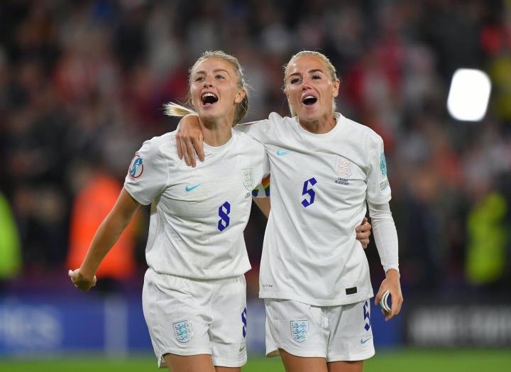 中国女足能否在上场比赛胜利之后重整旗鼓拿下英格兰女足
